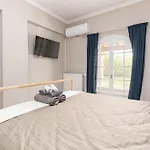 Angelikis House Apartamento *