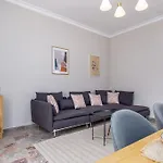 Angelikis House * Kompitsion