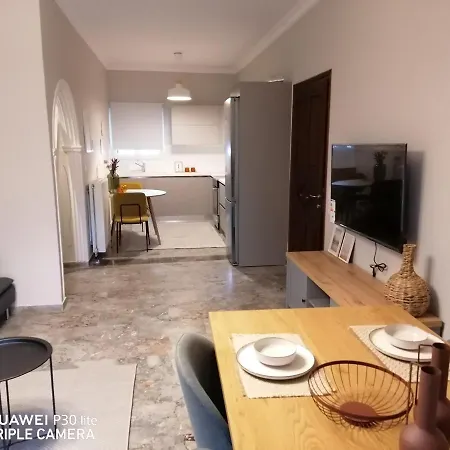 Angelikis House Apartament Kompítsion